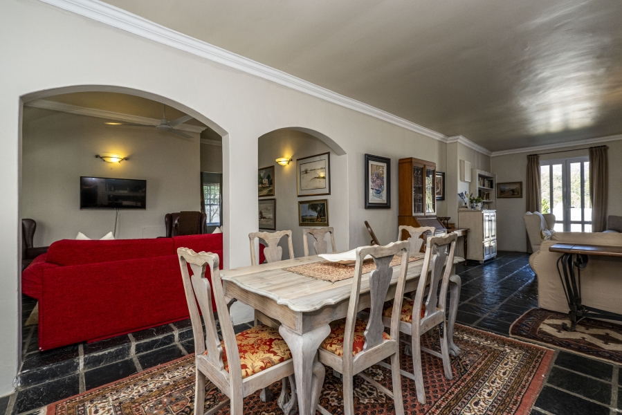 2 Bedroom Property for Sale in Franschhoek Western Cape